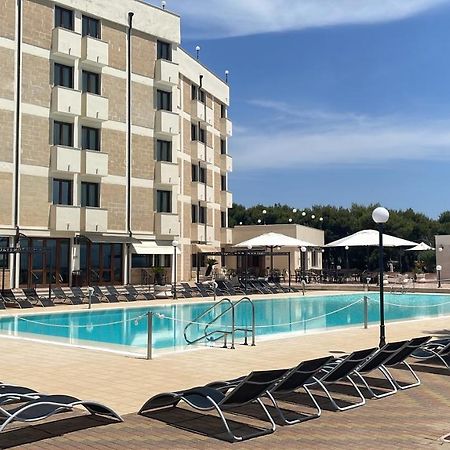Apulia Hotel Taranto Ara Solis Lido Azzurro Eksteriør billede
