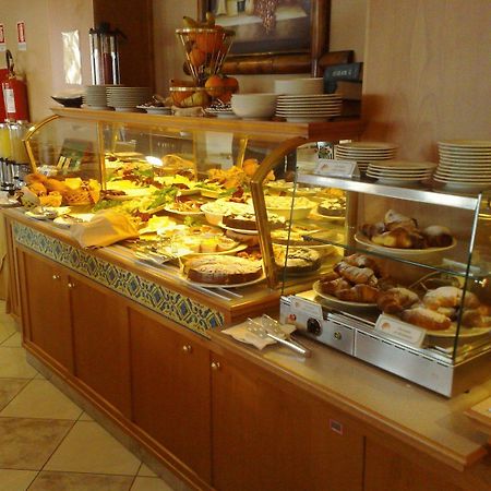 Apulia Hotel Taranto Ara Solis Lido Azzurro Eksteriør billede