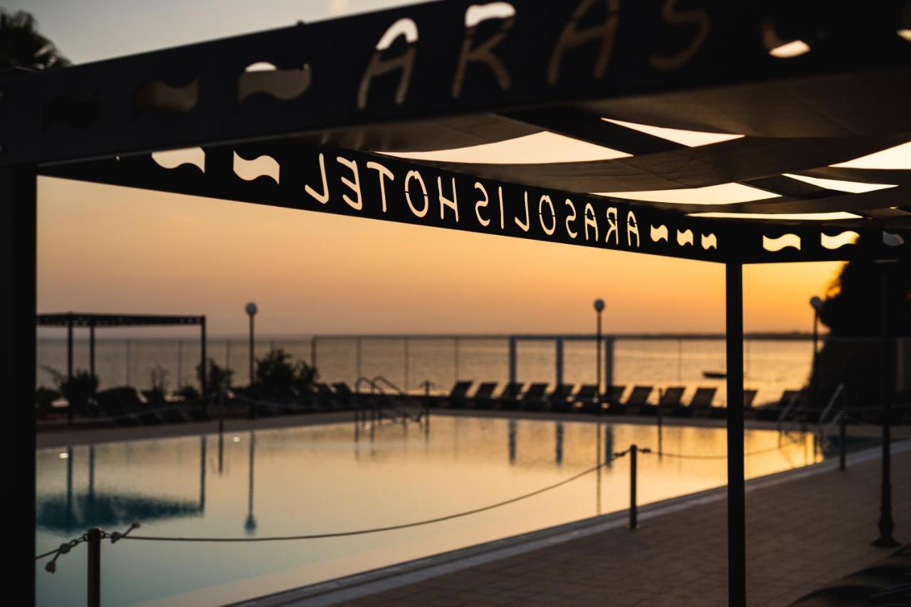 Apulia Hotel Taranto Ara Solis Lido Azzurro Eksteriør billede