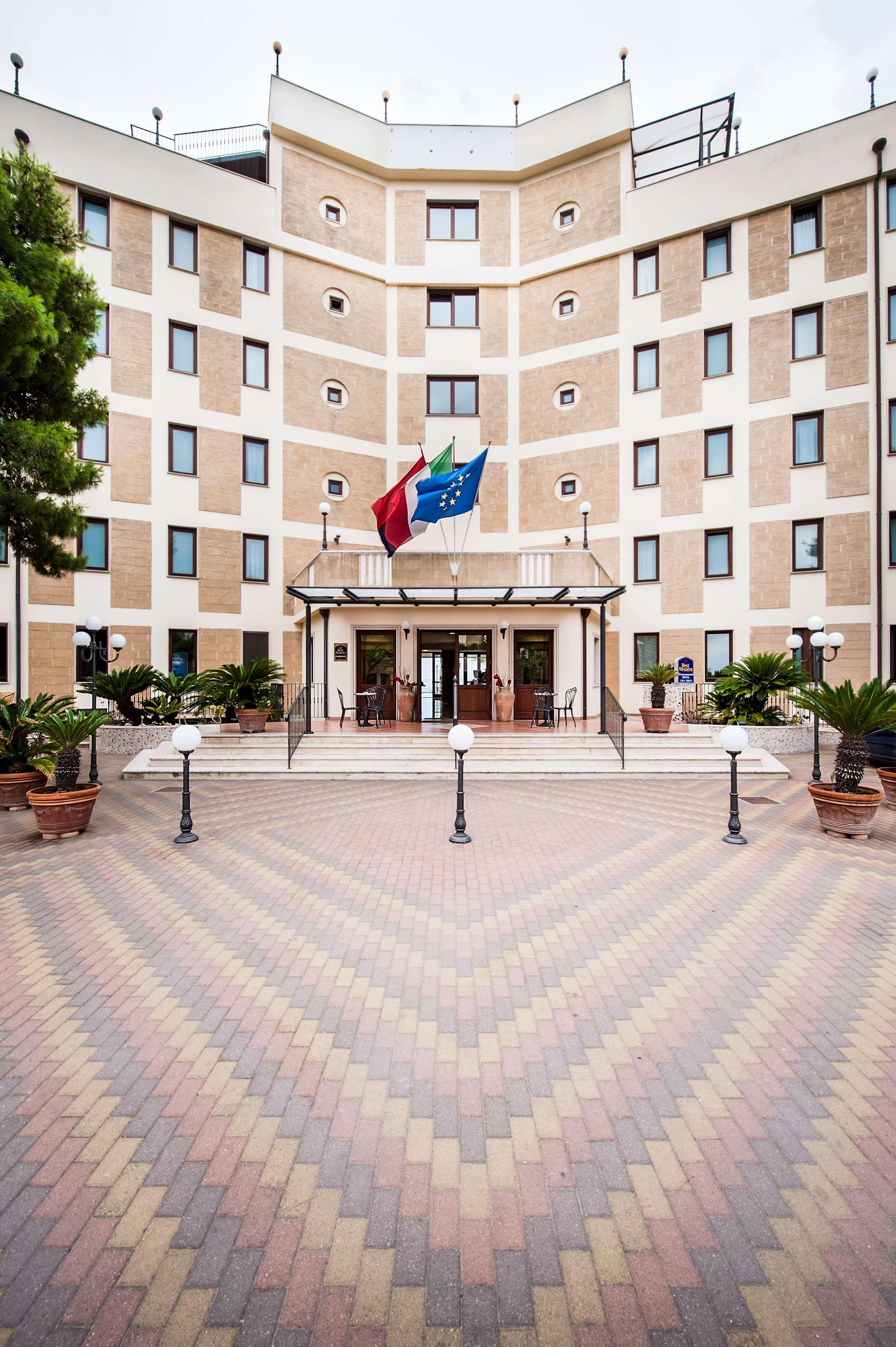 Apulia Hotel Taranto Ara Solis Lido Azzurro Eksteriør billede
