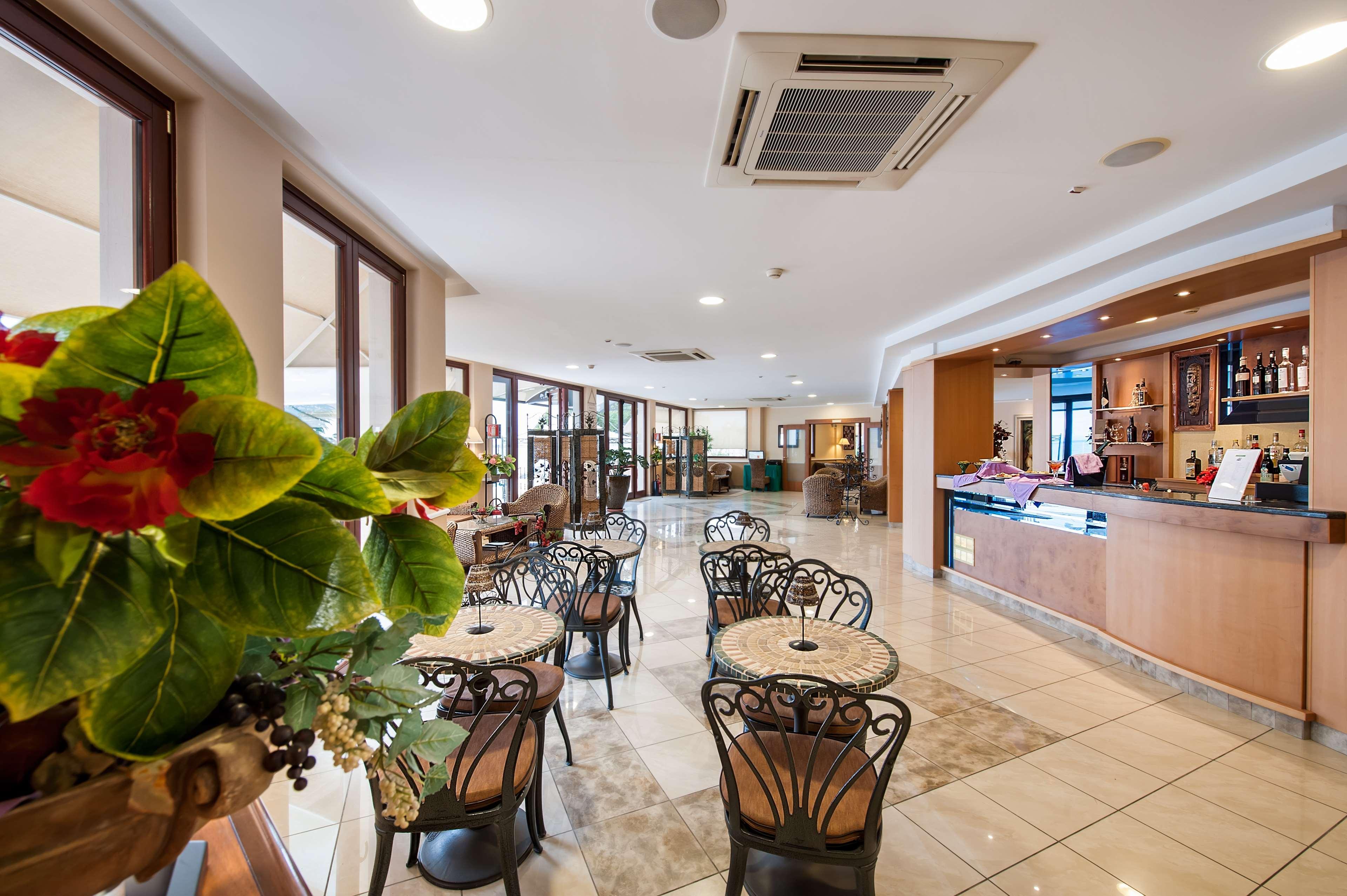 Apulia Hotel Taranto Ara Solis Lido Azzurro Eksteriør billede