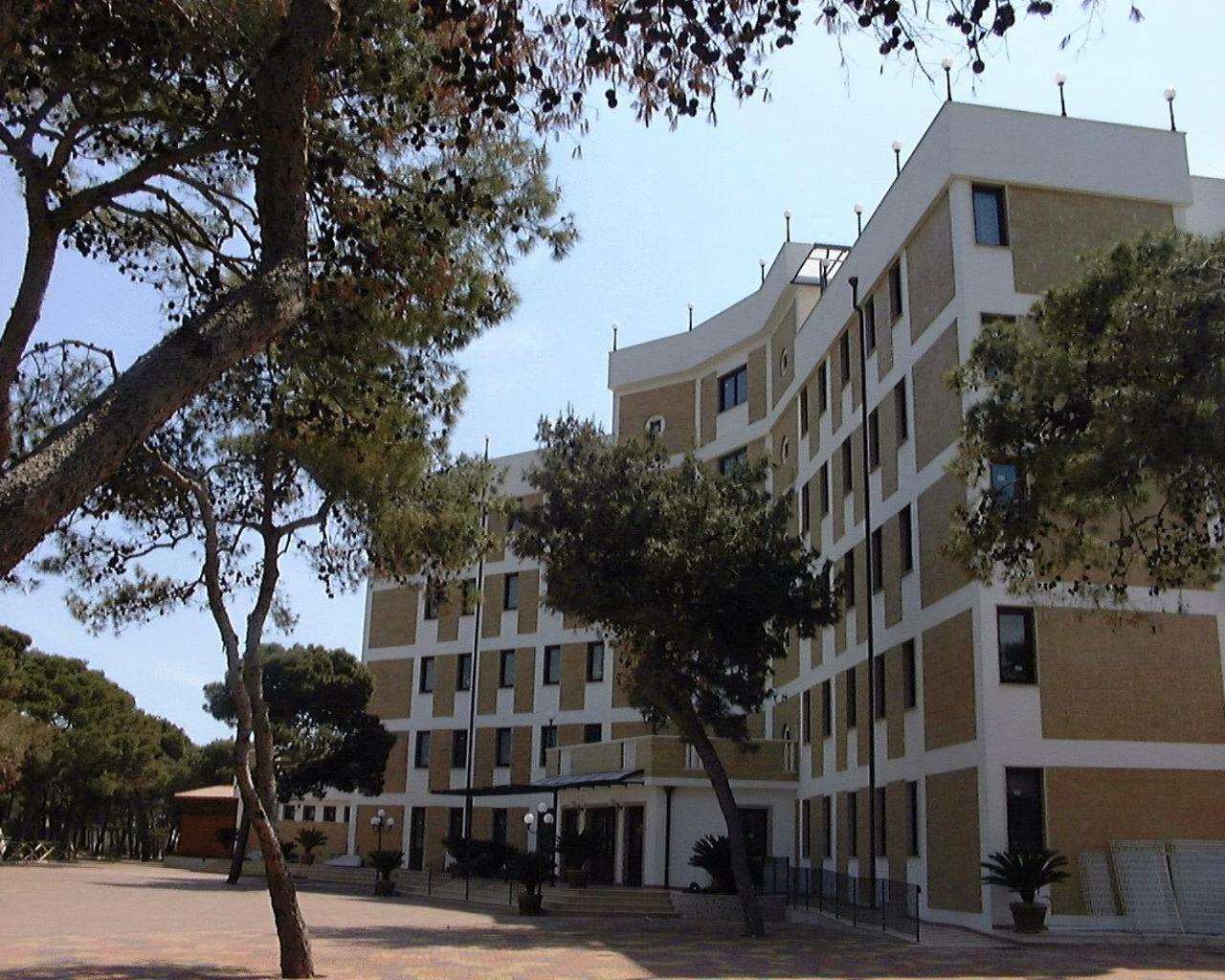 Apulia Hotel Taranto Ara Solis Lido Azzurro Eksteriør billede